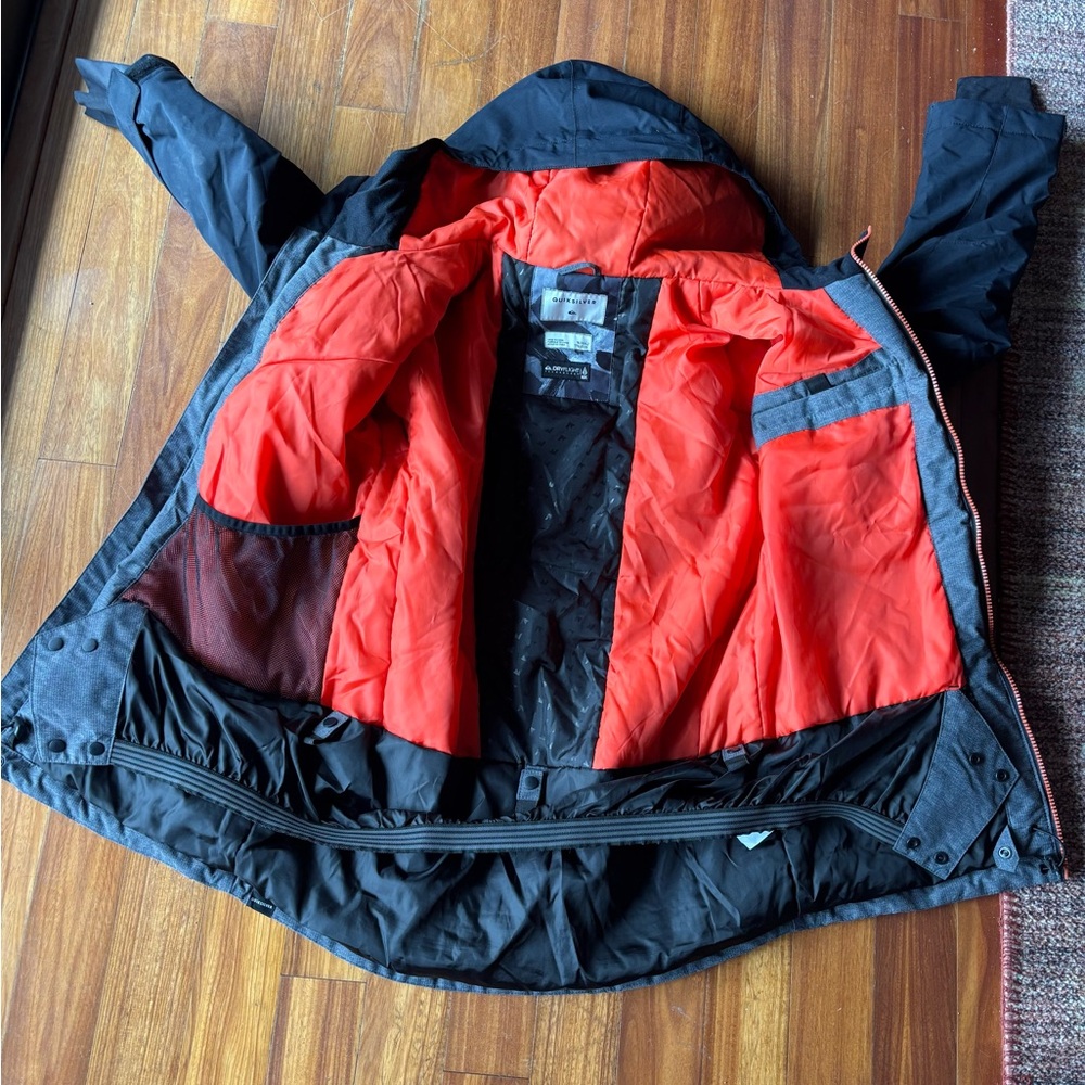 Quiksilver Jacket - Picture 3 of 8